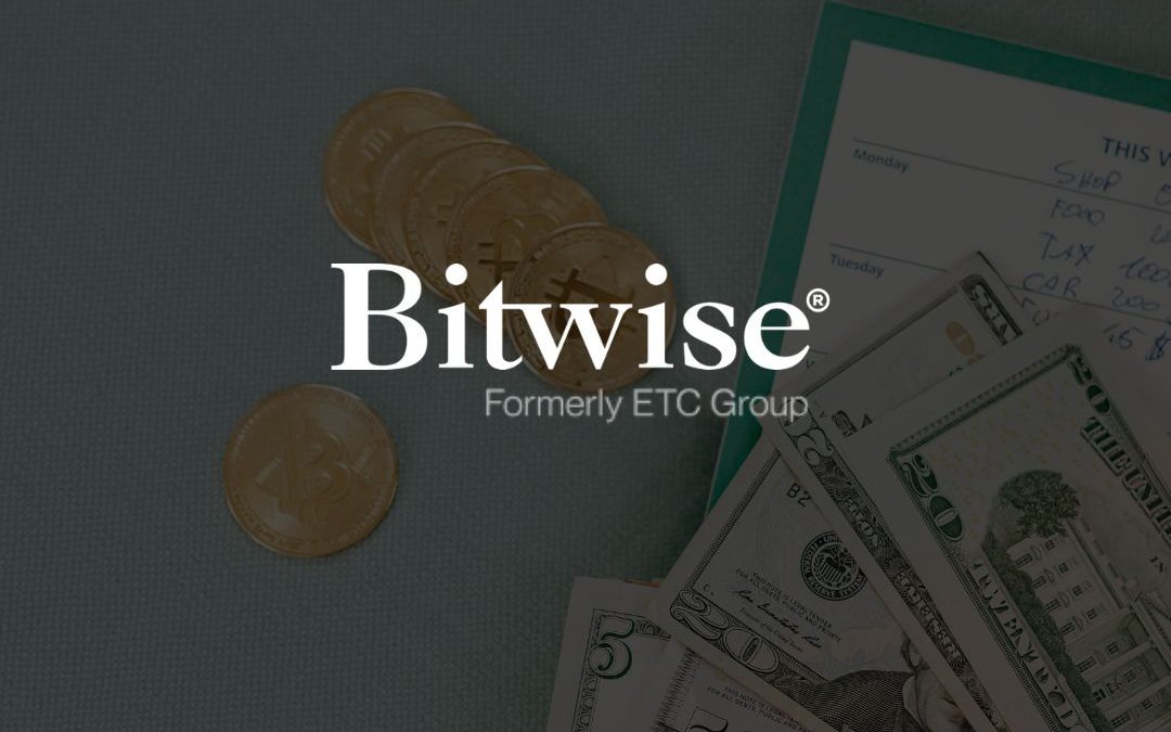 Bitcoin sube mientras cae la confianza en los activos denominados en dólares